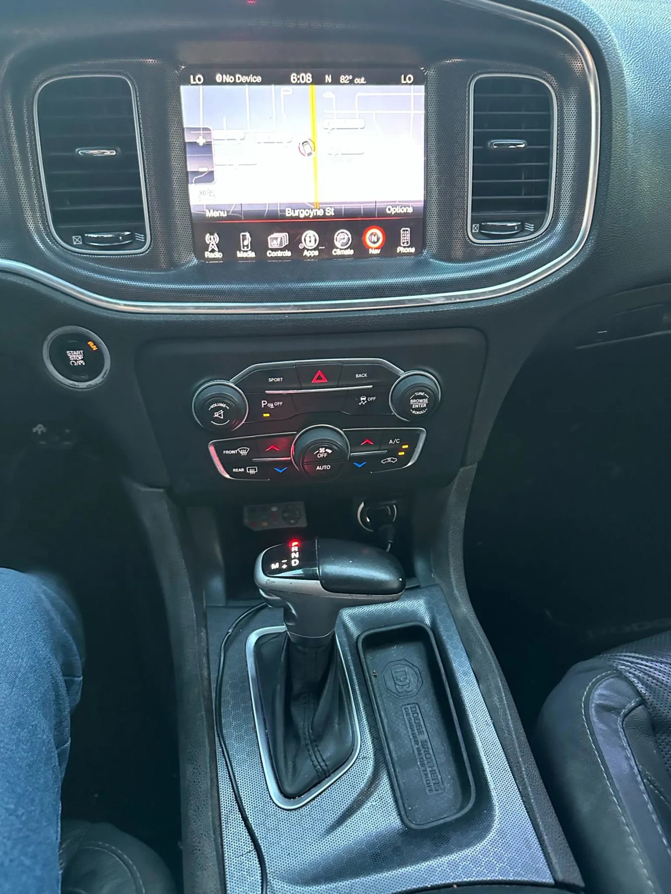 Used 2015 Dodge Charger R/T w/ Plus Group RWD image 9