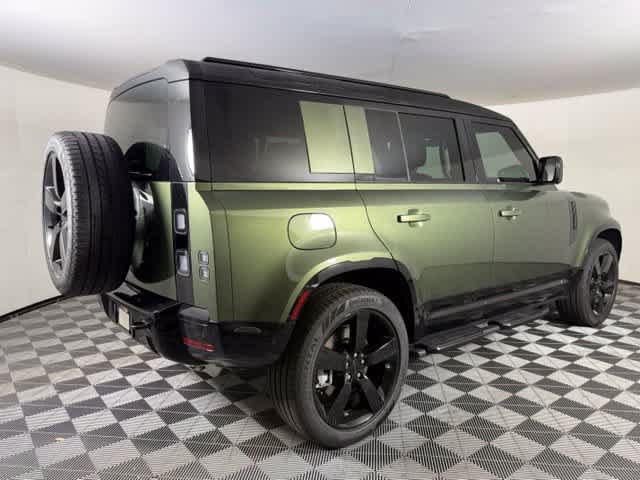 New 2026 Land Rover Defender 110 X-Dynamic SE AWD/4WD image 7