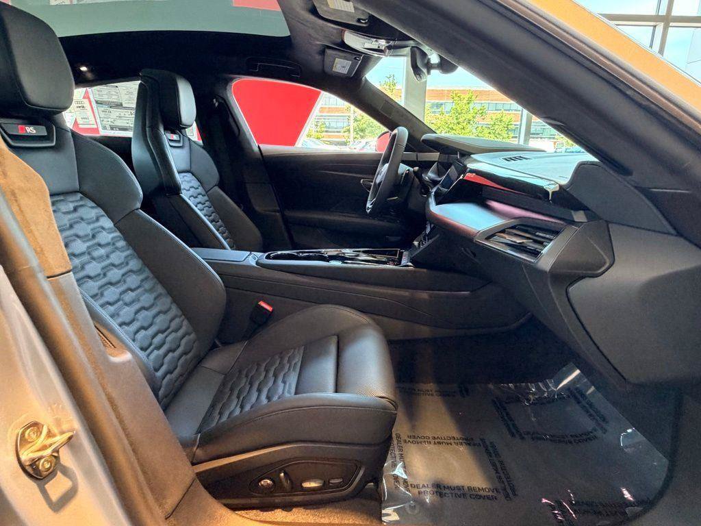 New 2026 Audi RS e-tron GT performance AWD/4WD image 16