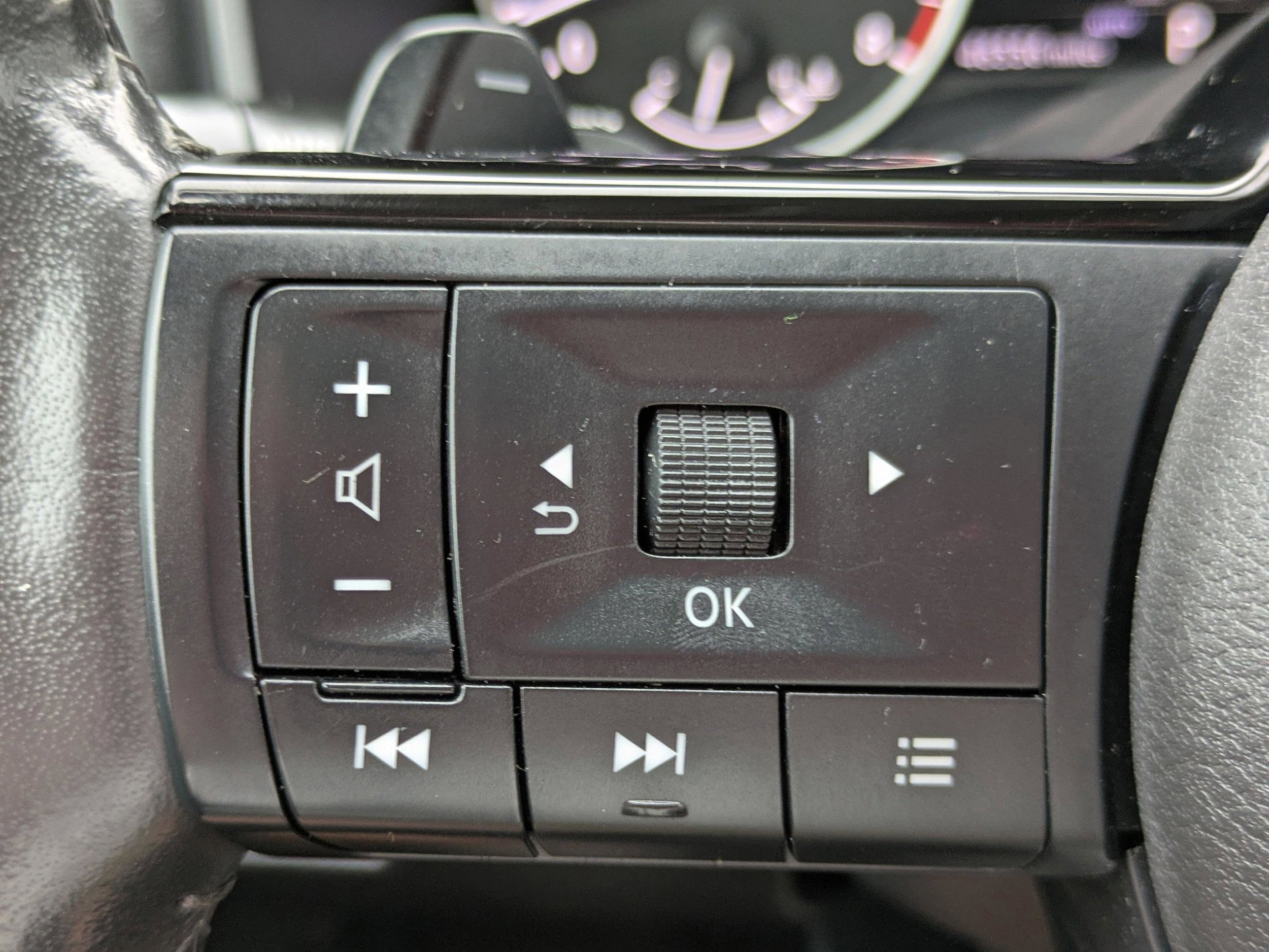 Used 2023 Nissan Rogue SL w/ SL Premium Package AWD/4WD image 23
