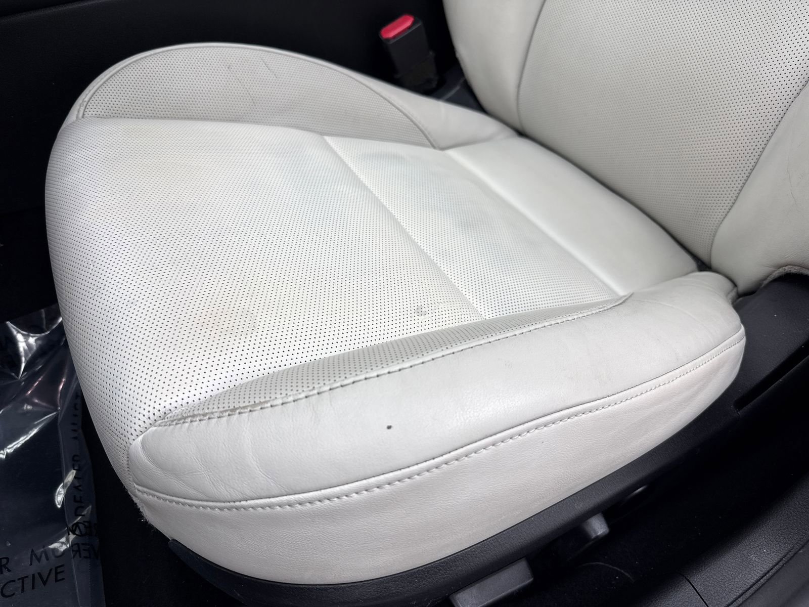 Used 2020 MAZDA MAZDA3 AWD Sedan w/ Premium Package image 33