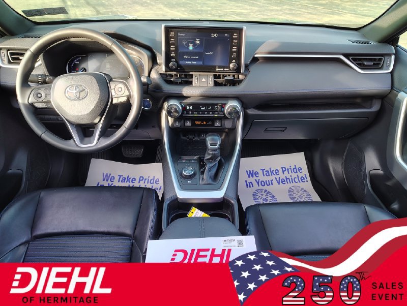 Used 2019 Toyota RAV4 XSE w/ Carpet Mat Package AWD/4WD image 25