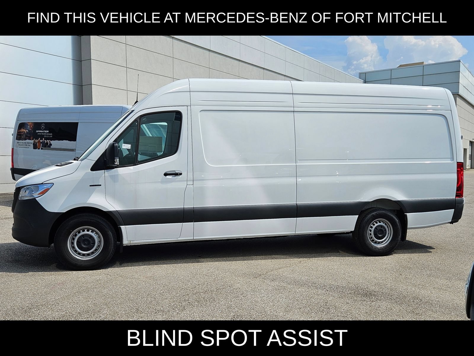 New 2025 Mercedes-Benz eSprinter 170 Cargo image 4