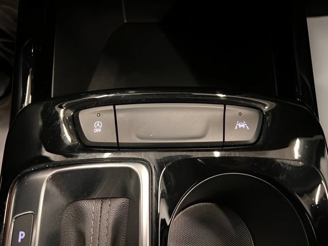 Certified 2025 Chevrolet Trax LT FWD image 25