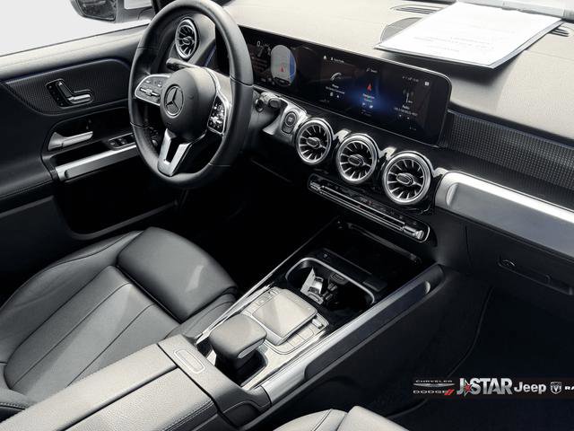 Used 2023 Mercedes-Benz EQB 300 4MATIC image 13