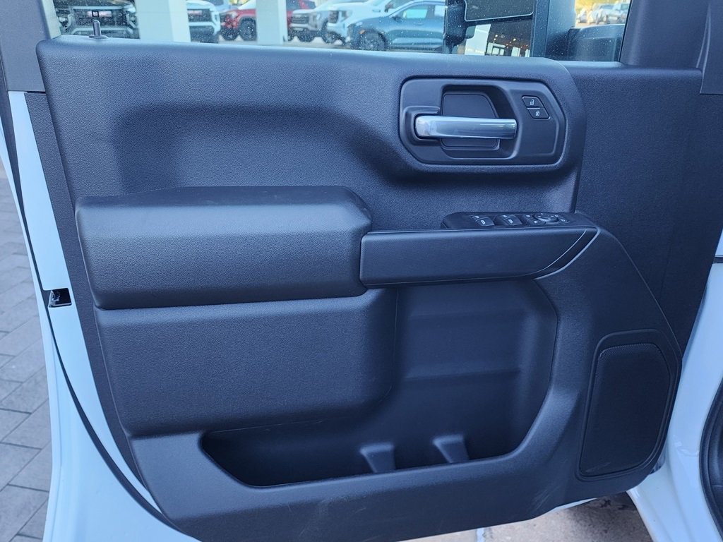 New 2026 GMC Sierra 2500 Pro w/ Convenience Package image 15