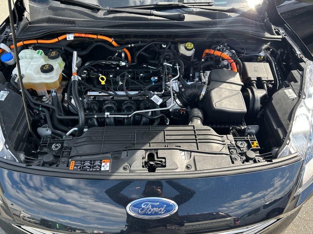 Used 2021 Ford Escape Titanium w/ Titanium Elite Package image 24