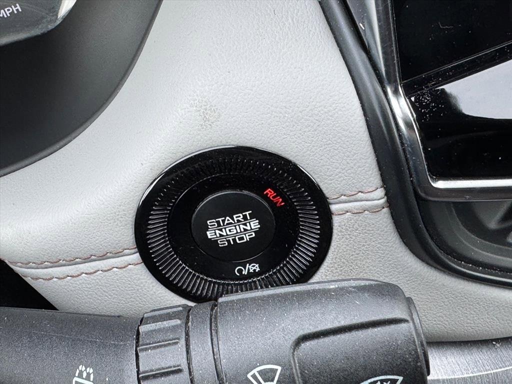 Used 2023 Jeep Compass Limited image 23