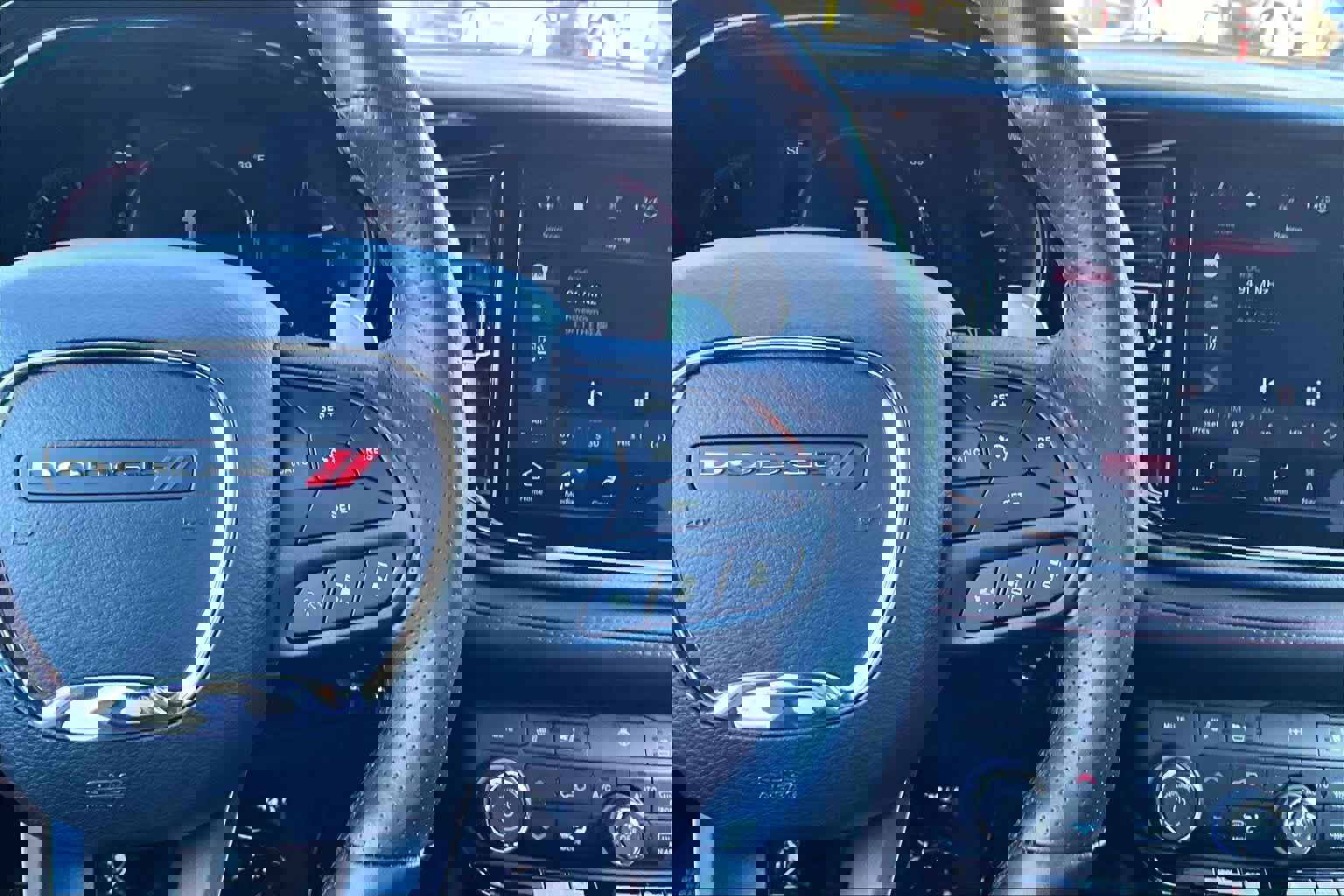 Used 2025 Dodge Durango R/T image 26