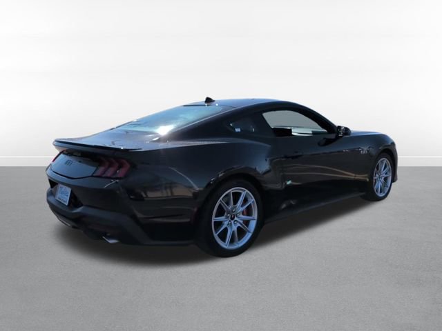 Used 2024 Ford Mustang GT Premium image 4