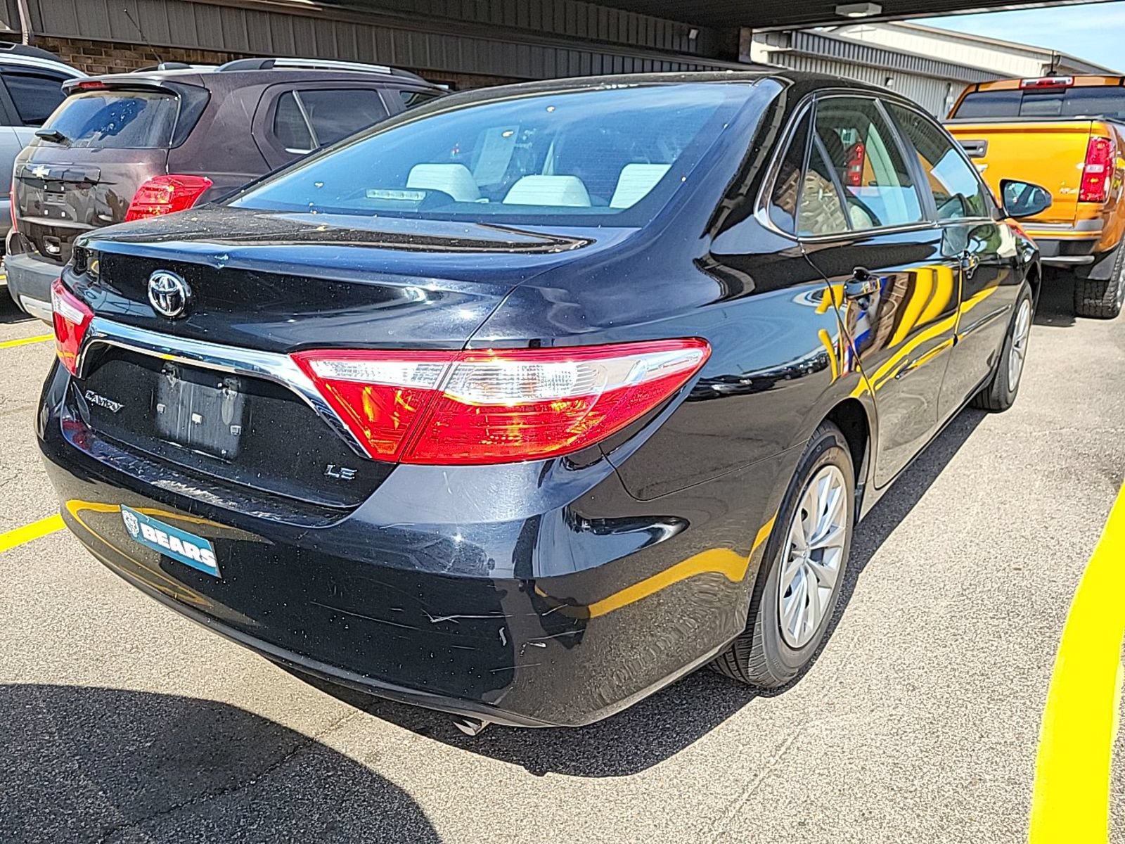 Used 2017 Toyota Camry LE w/ Protection Package (Q2) FWD image 3