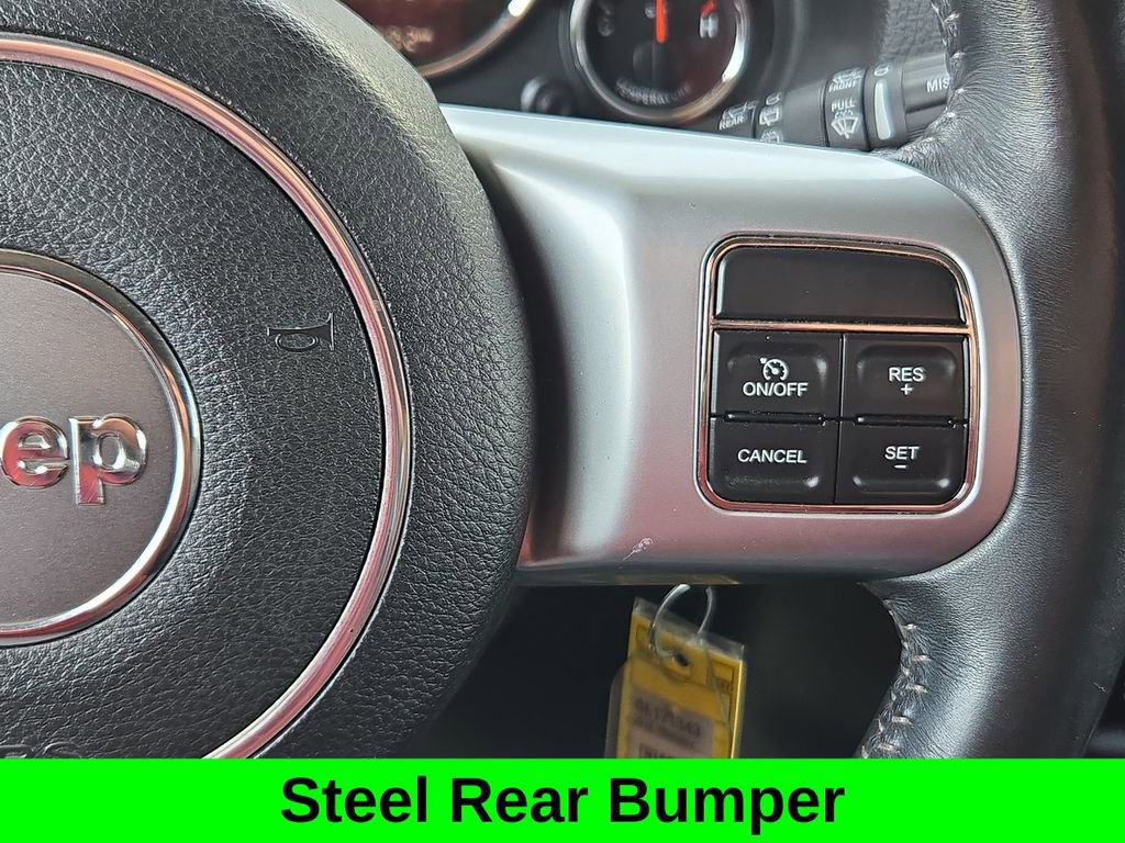 Used 2016 Jeep Wrangler Unlimited Rubicon image 11