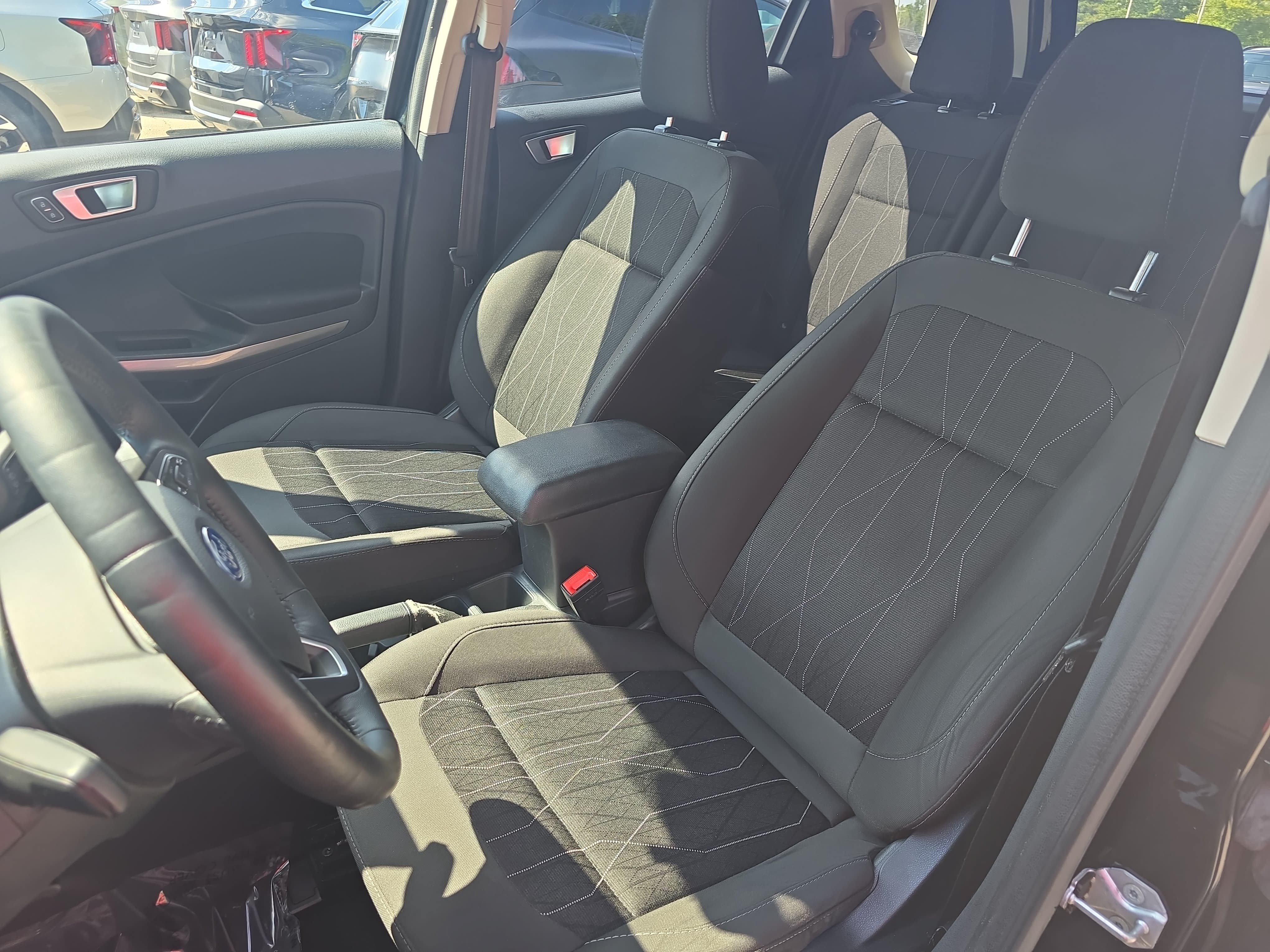 Used 2019 Ford EcoSport SE w/ SE Convenience Package FWD image 14
