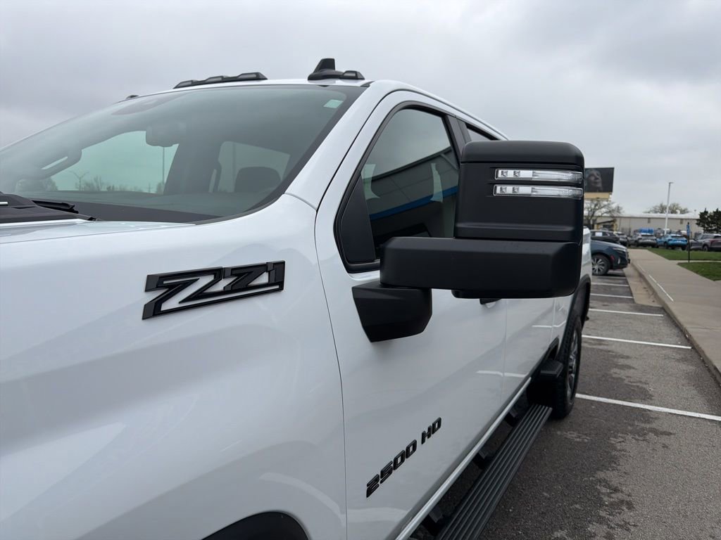 Certified 2024 Chevrolet Silverado 2500 Custom w/ Custom Value Package image 10