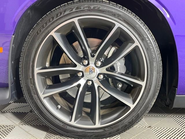 Used 2016 Dodge Challenger R/T Scat Pack RWD image 10