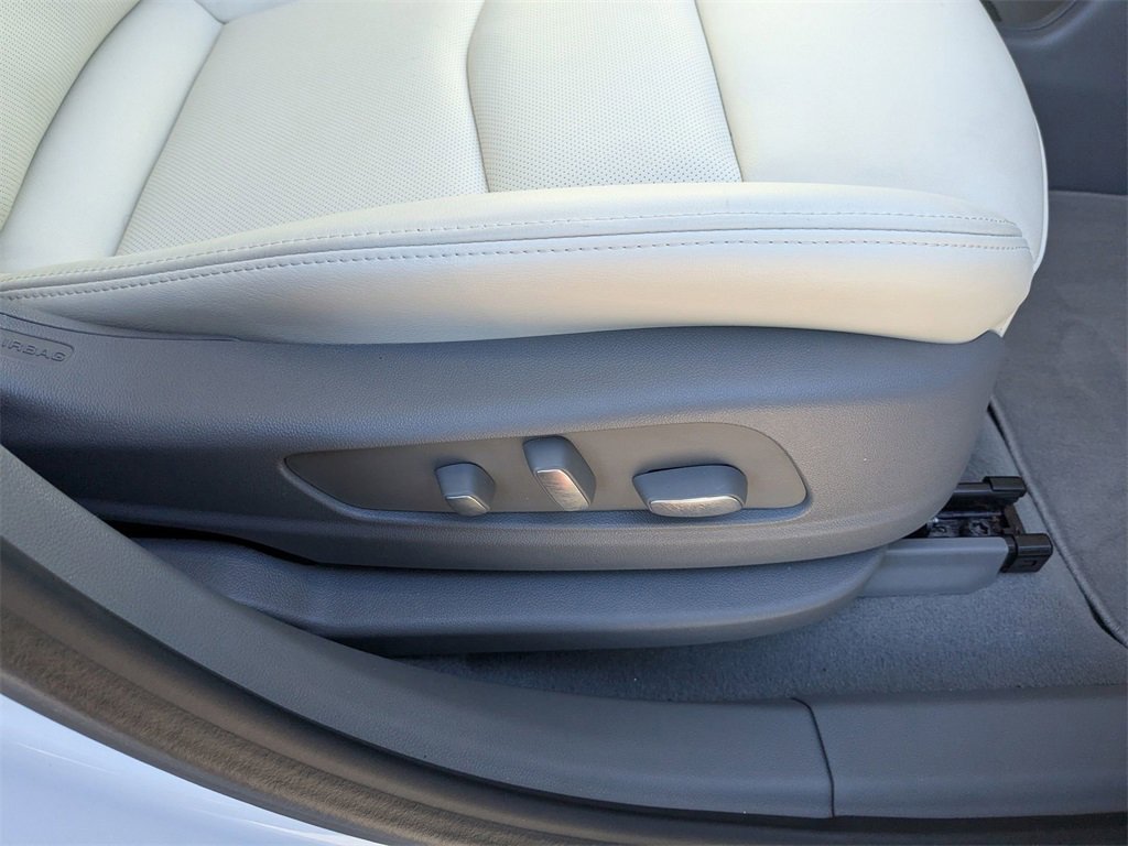 Certified 2024 Cadillac XT6 Premium Luxury w/ Technology Package image 30