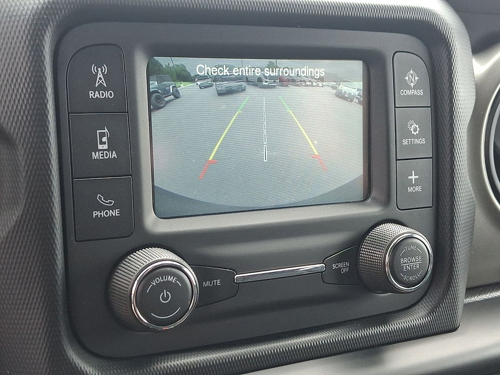 Used 2018 Jeep Wrangler Unlimited Sport AWD/4WD image 15