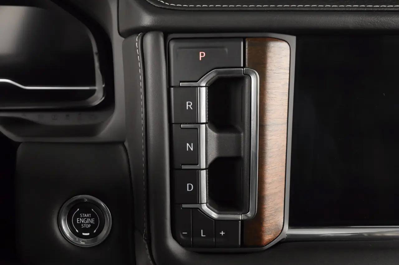 Used 2023 GMC Yukon XL Denali Ultimate image 21