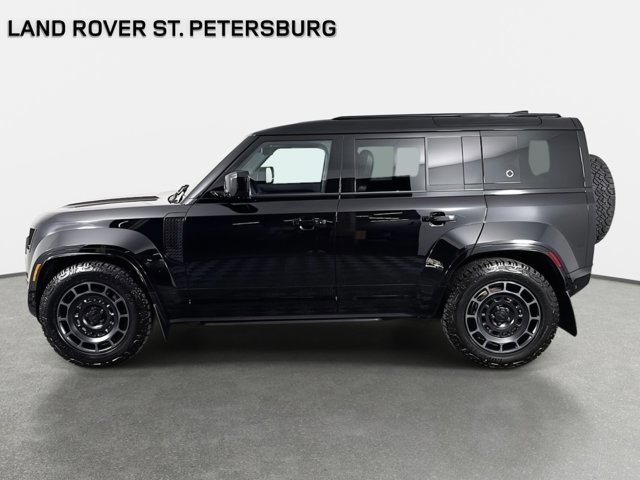 New 2026 Land Rover Defender 110 OCTA AWD/4WD image 8