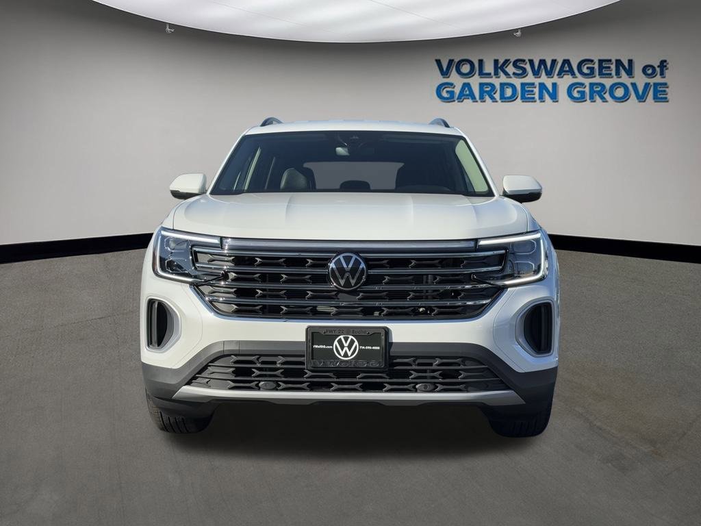 New 2026 Volkswagen Atlas SE image 2