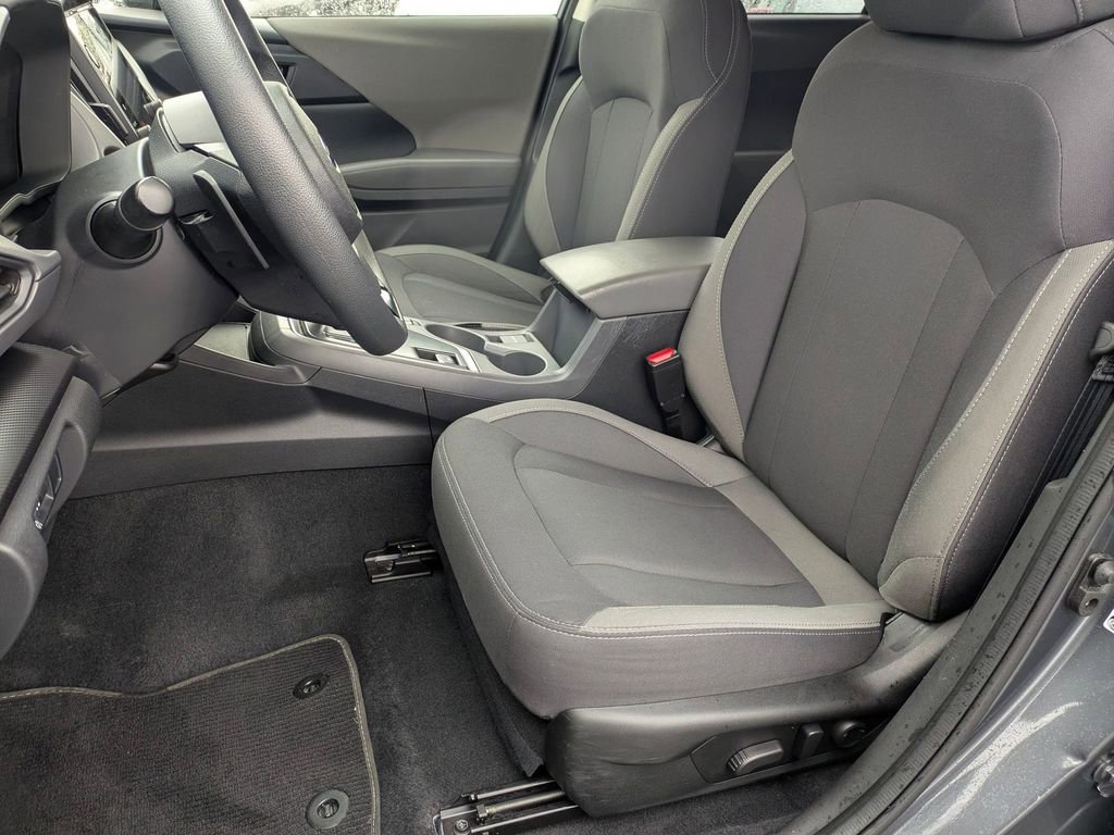 Used 2025 Subaru Crosstrek 2.0i Premium AWD/4WD image 16