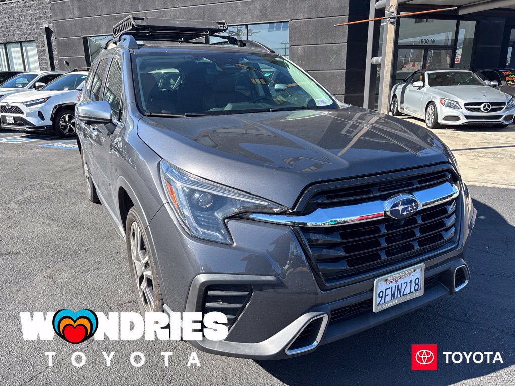 Used 2023 Subaru Ascent Touring AWD/4WD image 1
