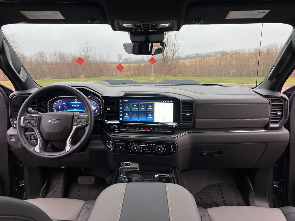 Used 2025 Chevrolet Silverado 1500 ZR2 w/ Technology Package image 23