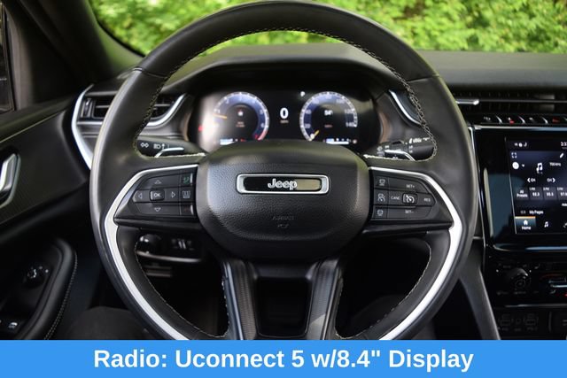 Used 2023 Jeep Grand Cherokee L Laredo AWD/4WD image 4