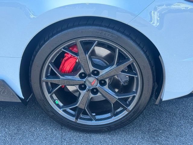 Used 2022 Chevrolet Corvette Stingray Coupe w/ Z51 Performance Package RWD image 5