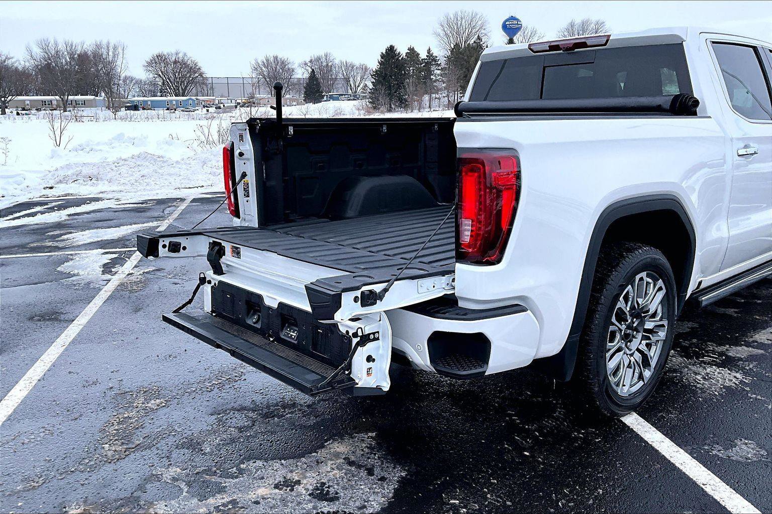 Used 2024 GMC Sierra 1500 Denali Ultimate image 39