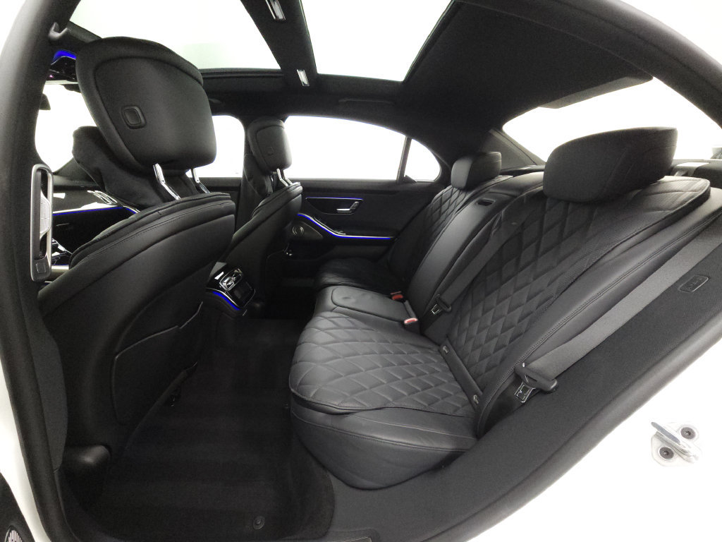 Used 2023 Mercedes-Benz S 580 4MATIC Sedan w/ AMG Line image 29