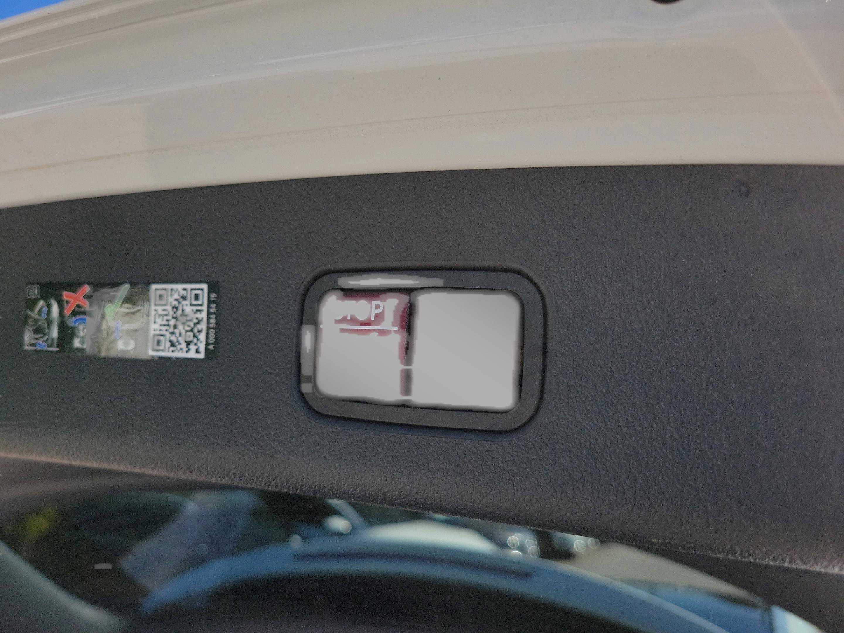 Certified 2025 Mercedes-Benz GLC 300 image 10