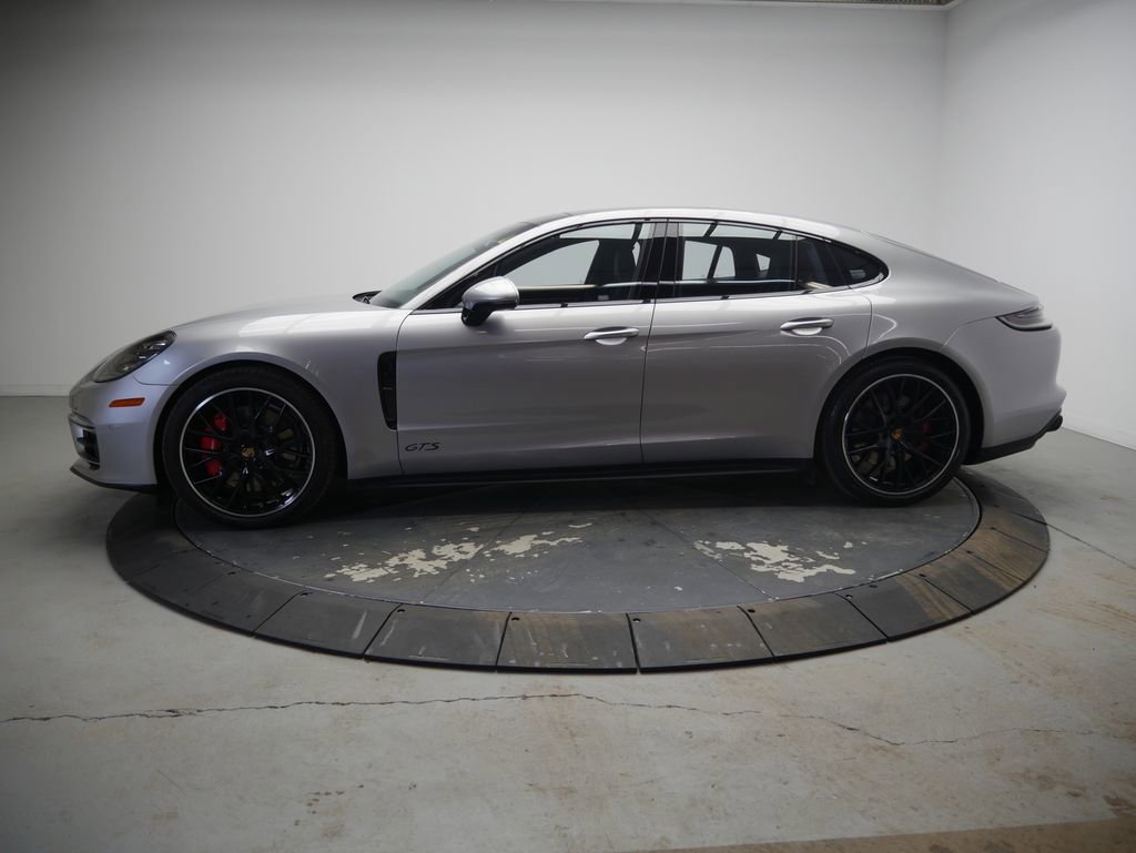 Used 2022 Porsche Panamera GTS AWD/4WD image 2