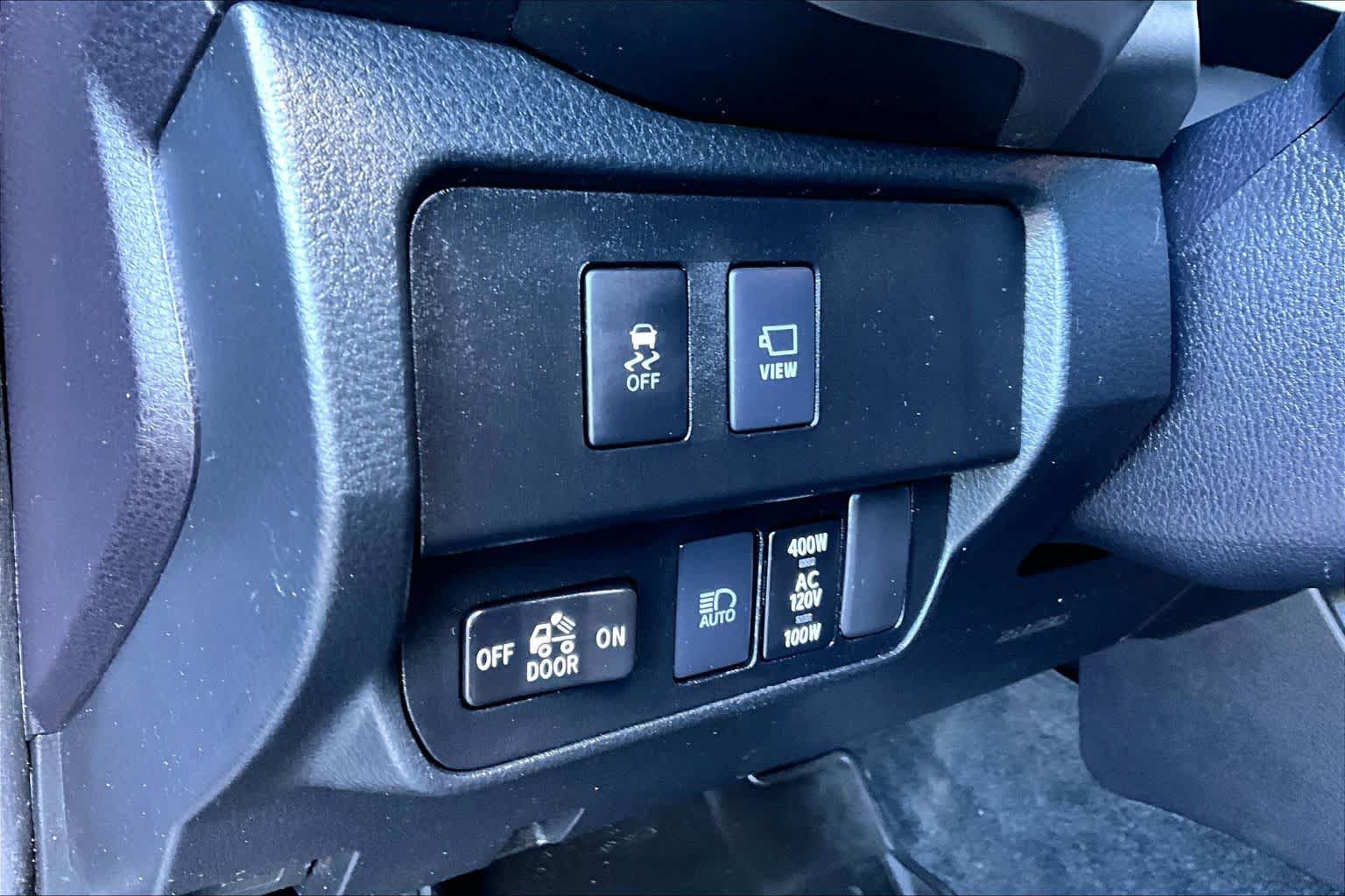 Used 2021 Toyota Tacoma Limited AWD/4WD image 33