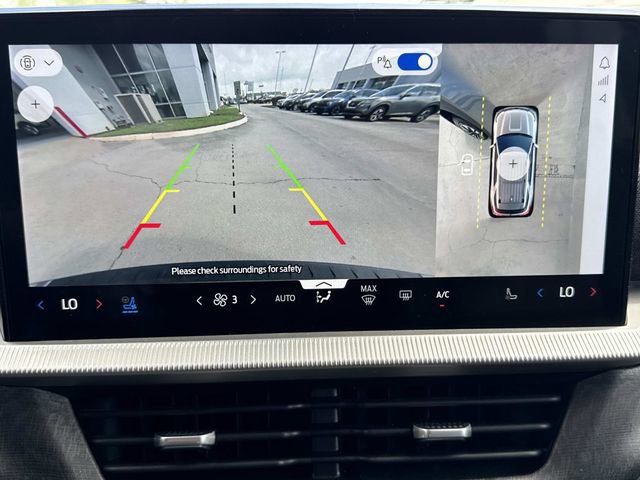 Used 2025 Ford Explorer Platinum w/ LUX Leather Package image 31