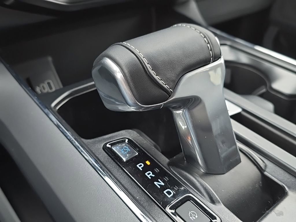 New 2025 Ford F150 Lightning Flash AWD/4WD image 14
