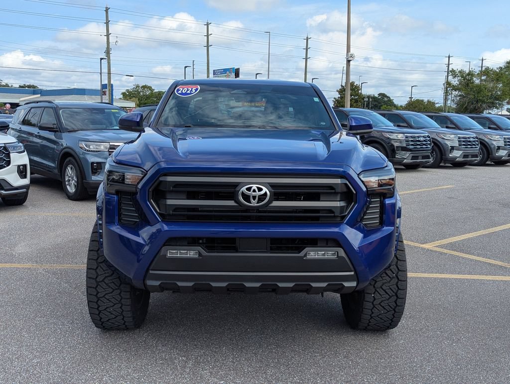 Used 2025 Toyota Tacoma SR5 AWD/4WD image 2