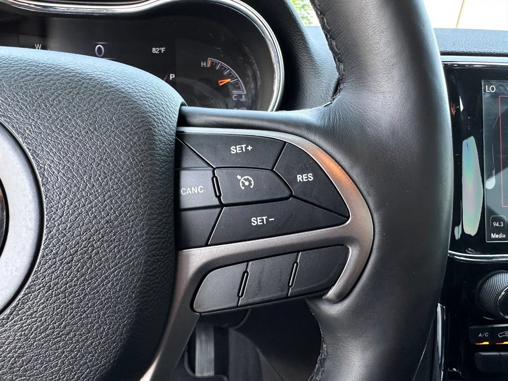 Used 2020 Jeep Grand Cherokee Altitude AWD/4WD image 39