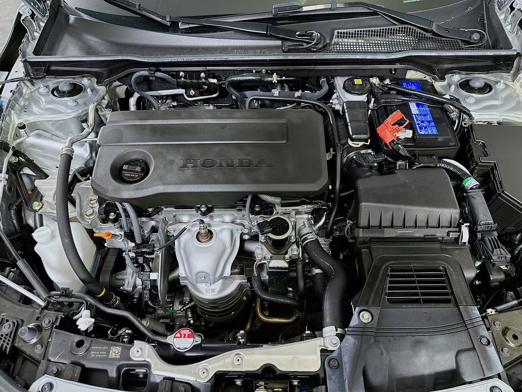 Used 2025 Honda Civic Sport image 9