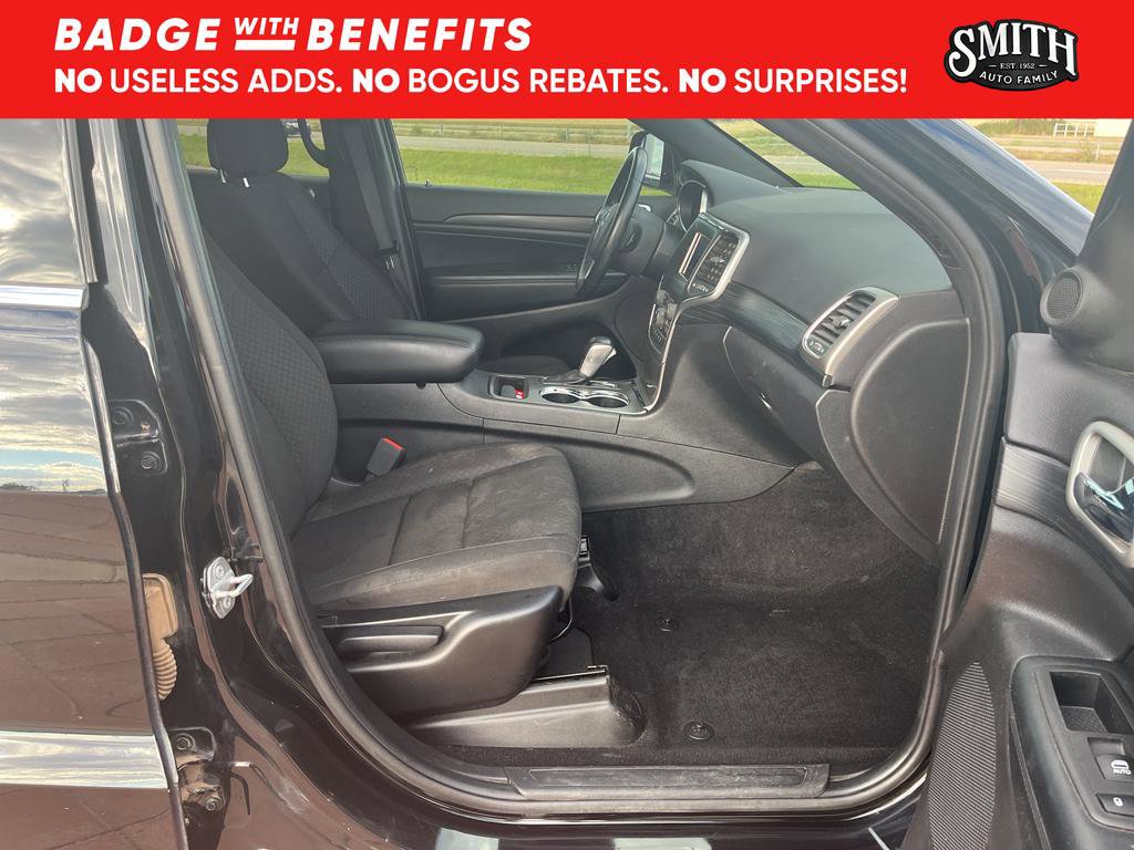 Used 2021 Jeep Grand Cherokee Laredo w/ Security & Convenience Group image 10