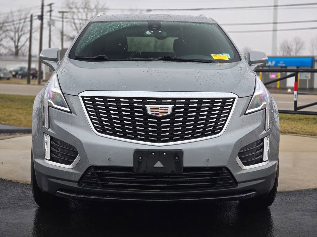 Used 2023 Cadillac XT5 Luxury image 2