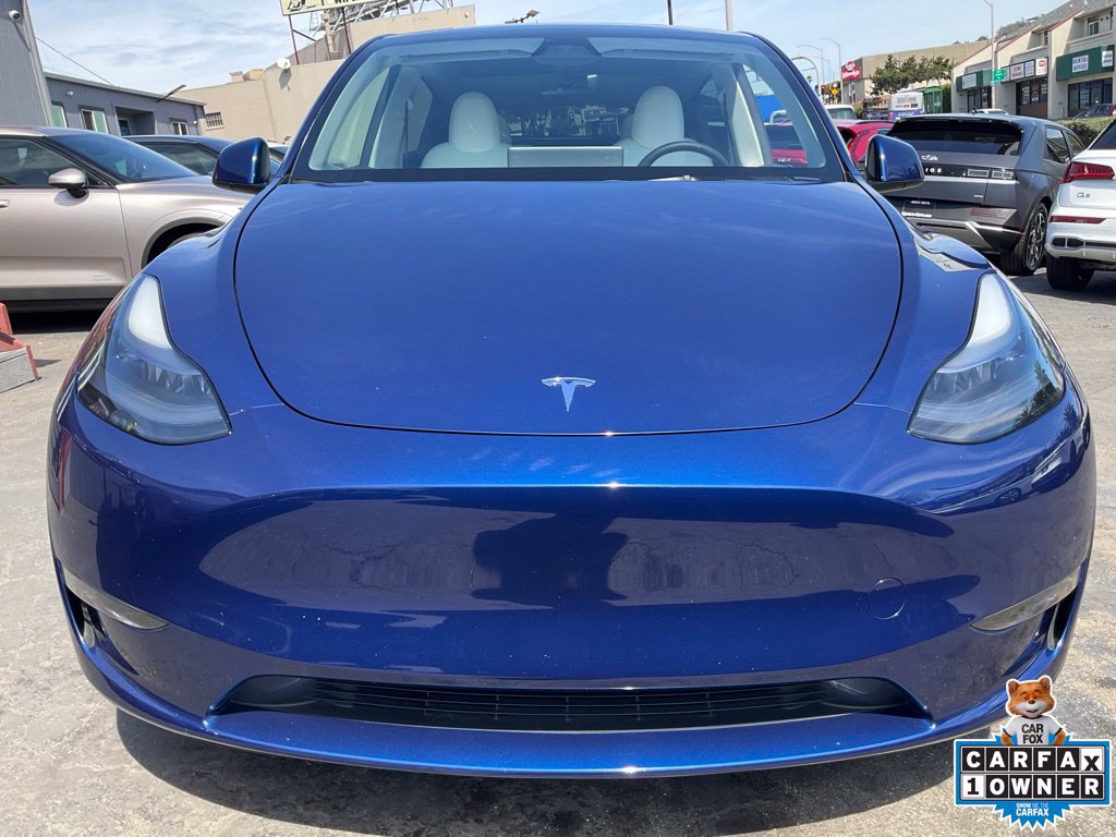 Used 2024 Tesla Model Y Performance AWD/4WD image 2
