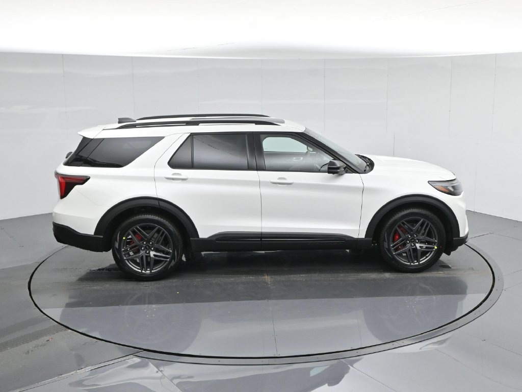 New 2026 Ford Explorer ST w/ Sun And Sound Package AWD/4WD image 41