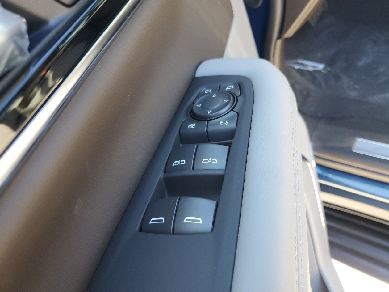 New 2027 GMC Yukon XL Elevation w/ Elevation Preferred Package RWD image 18
