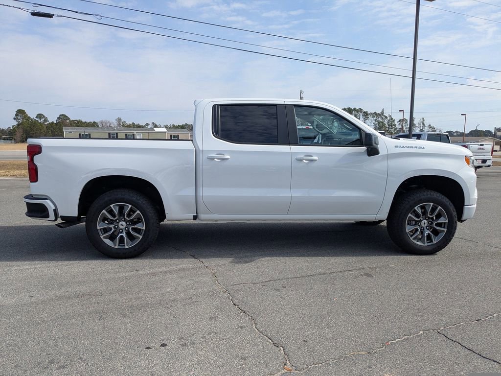Used 2025 Chevrolet Silverado 1500 RST w/ Convenience Package II AWD/4WD image 3