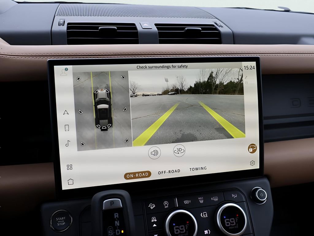 New 2026 Land Rover Defender 110 S image 24