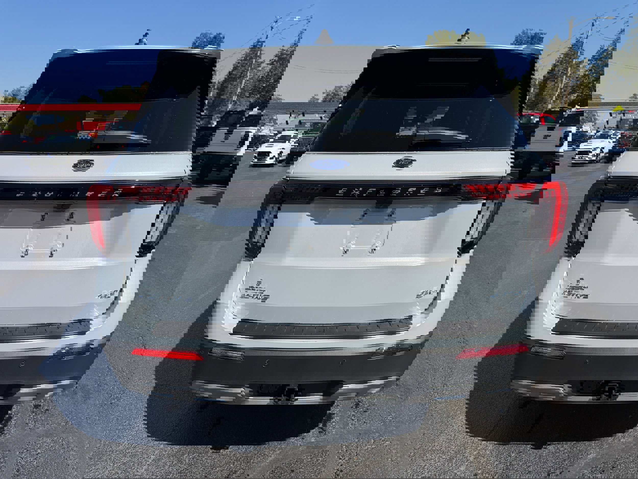 New 2025 Ford Explorer Active image 6