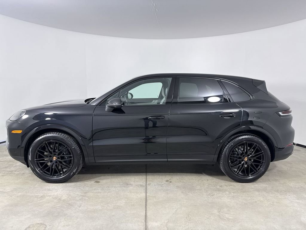 New 2026 Porsche Cayenne image 2