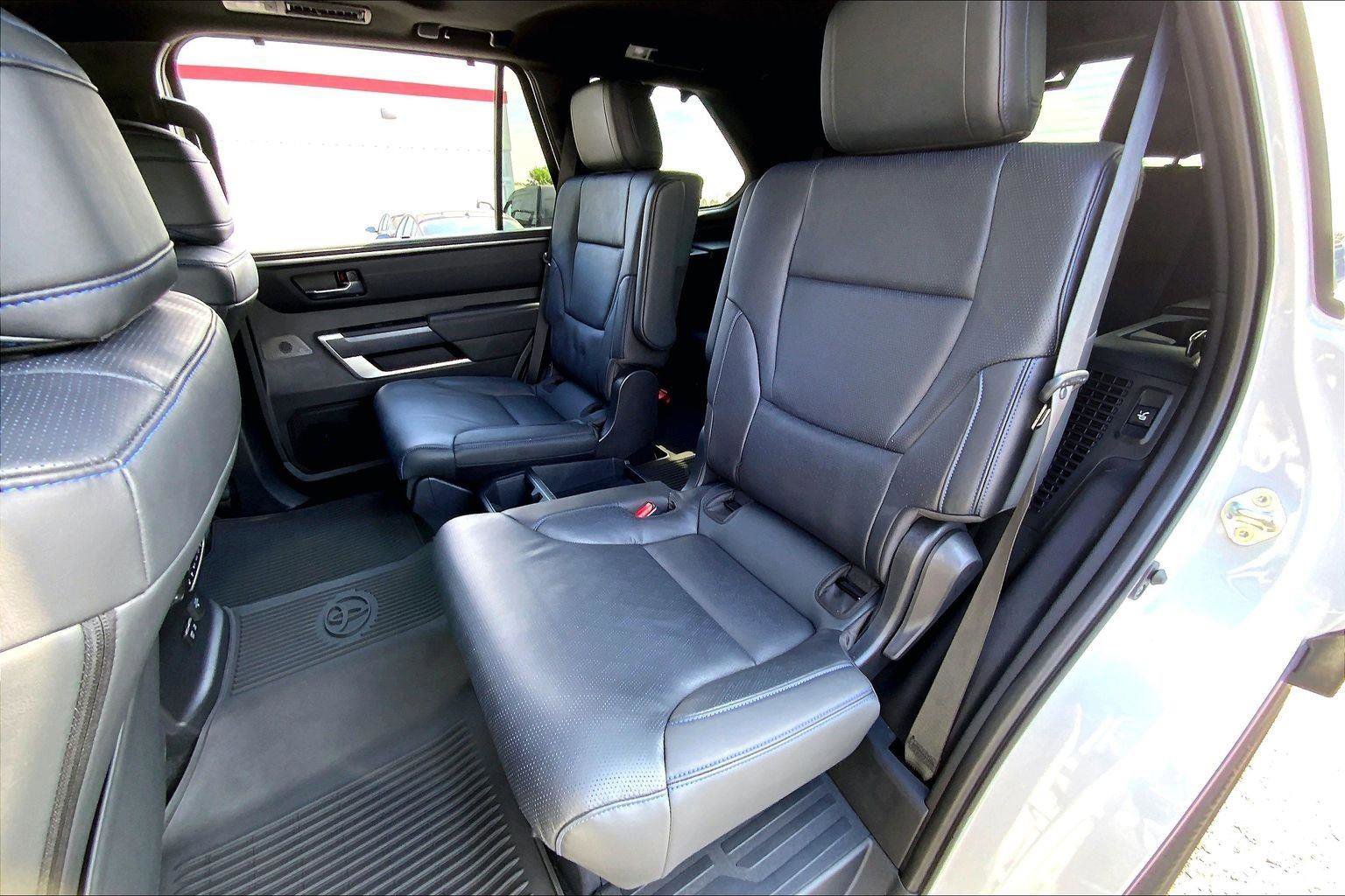Used 2024 Toyota Sequoia Platinum AWD/4WD image 25