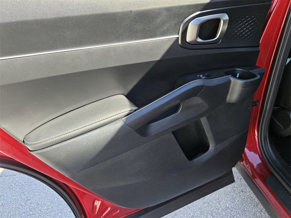 Used 2022 Kia Sorento S image 24